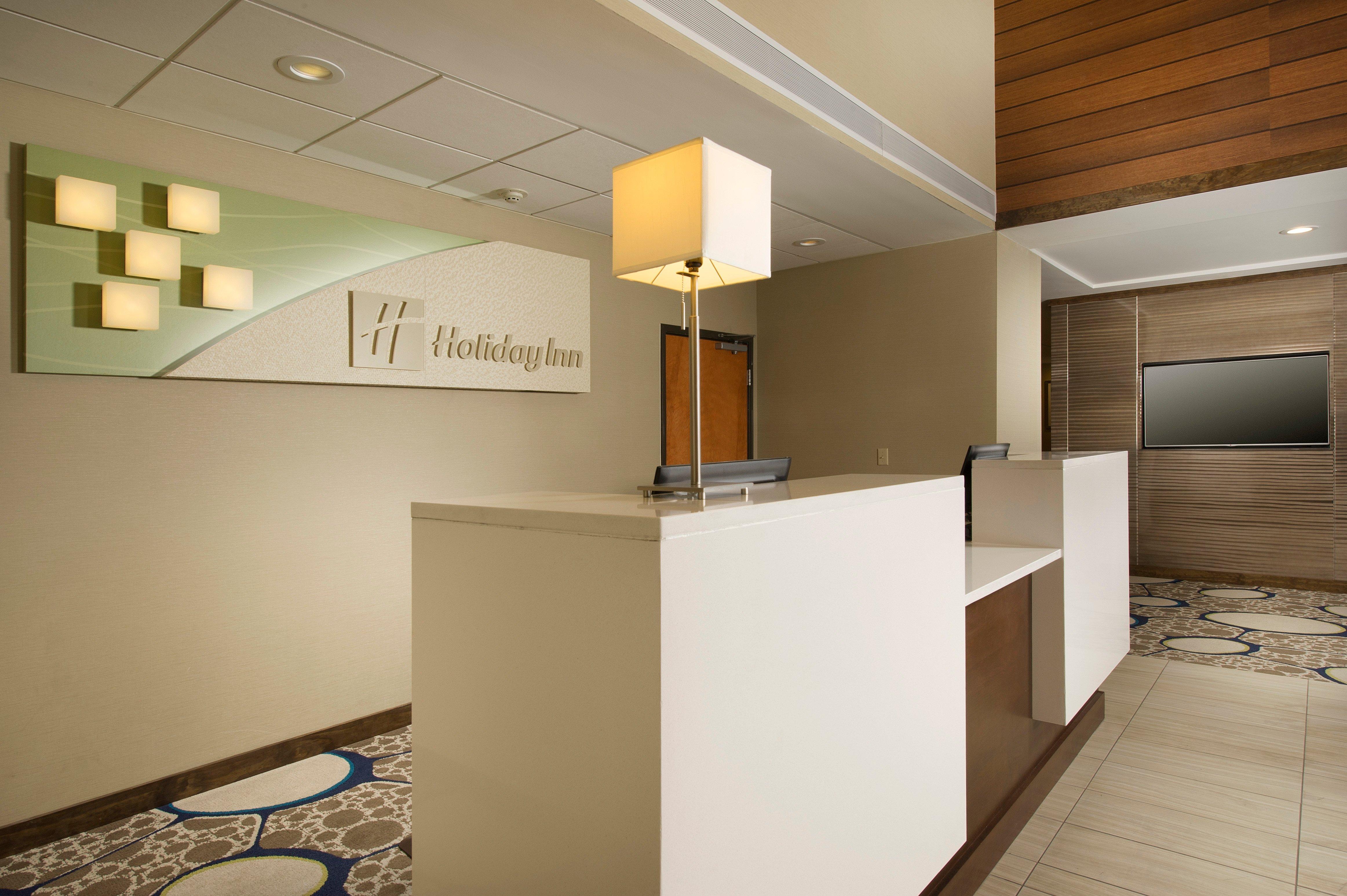 Hotel Airport By Ihg 3*